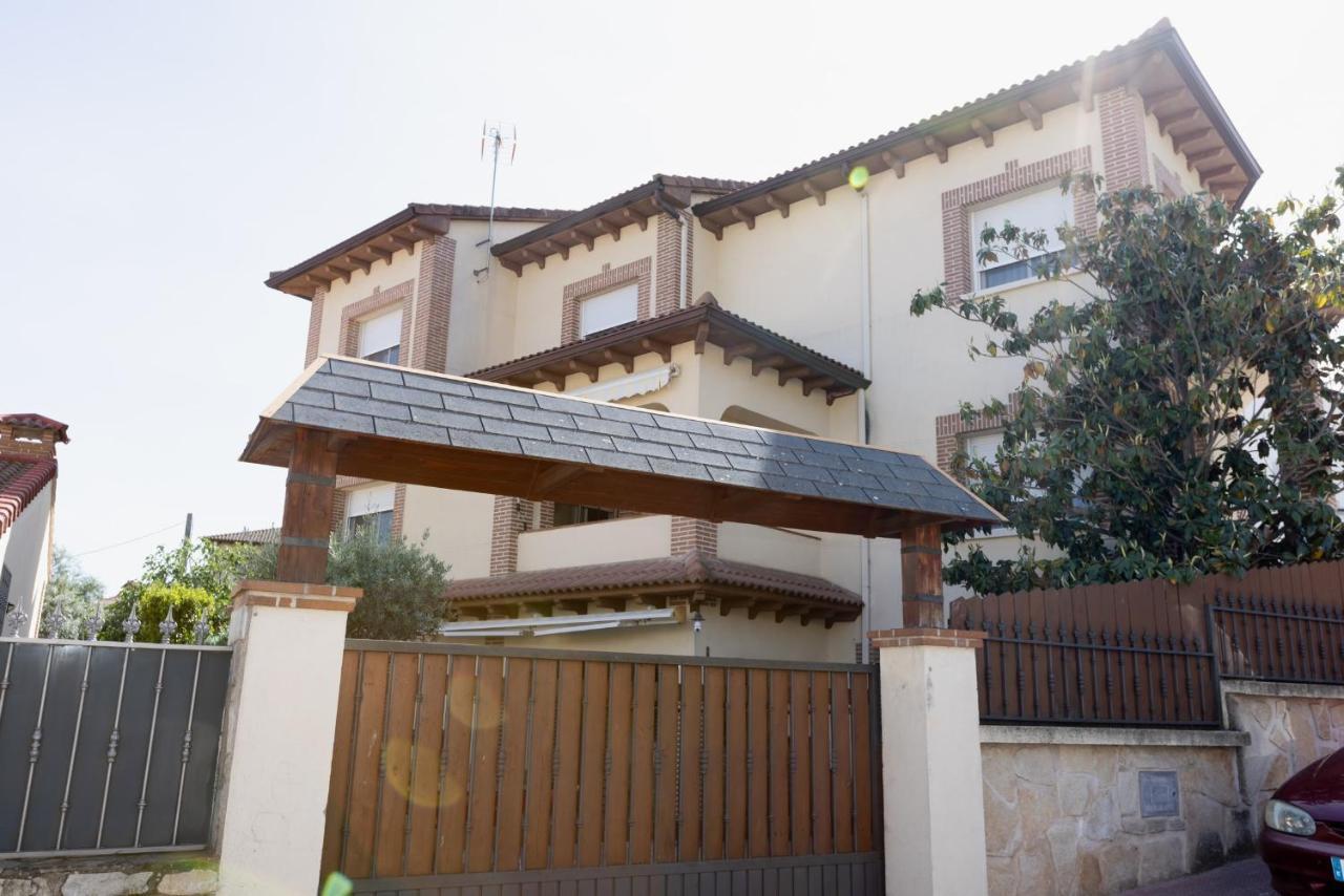 Casa Rural La Chistera Avila Bagian luar foto